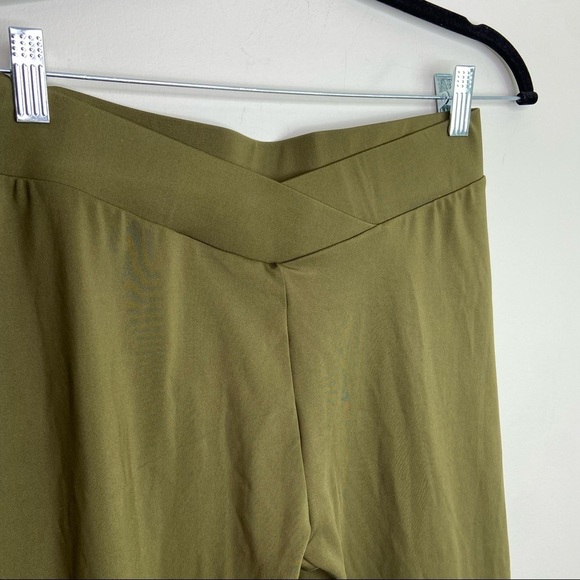 Green scrunchy butt womens‎ size large - Picture 7 of 8